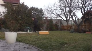 Môj prvý sideflip na tráve