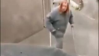 Neprispôsobivý šofer aj Teta.mp4