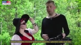 Hra na poníky. Ďalší progres západnej spoločnosti.