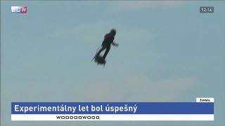 Francúz preletel Lamanšský prieliv na flyboarde za 20 minút