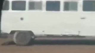 Keď sa skombinuje auto a bus, vznikne autobus (Brazília)