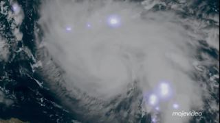 Zábery na hurikán 5. stupňa z kozmu (Dorian)