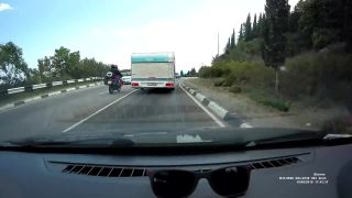 Predbiehal ako idiot, skončili v nemocnici (Krym)