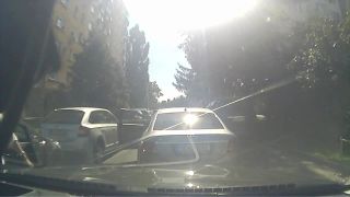 Agresívna hus za volantom v Bratislave - SC080EL