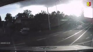 HONIČKA KRADENÉHO BMW V PRAZE