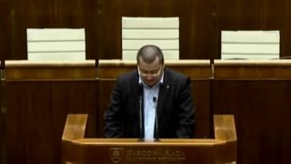 Drobný: polícia pri odstraňovaní čiernych stavieb (24. 9. 2019)
