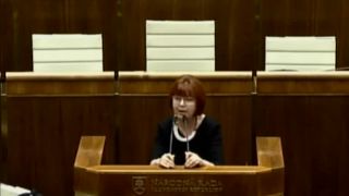 N. Grausová reaguje na Petrík (2/2); potraty (24. 9. 2019)