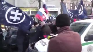 Lívia z Kulturzumpy komentuje pochod extrémistických asociálov