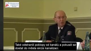 Migranti se zkoušeli dostat z karantény, mávali vlajkou ISIL