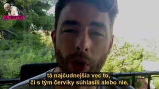 Zaľúbil sa chlapec tak už sa to stalo, do dážďovky veru áno