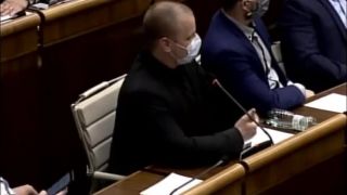 M. Mazurek argumentačne zničil oponentov (3/2020)