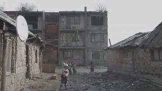 Brutálna bitka priamo v Tescu