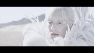 AVA MAX - Salt