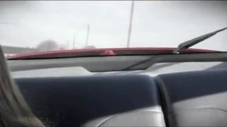 Deti na športovom aute