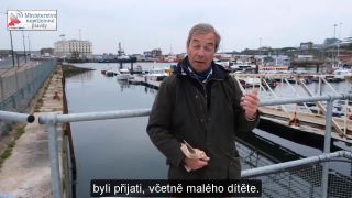 Za toto video navštívila Nigela Farage britská policie