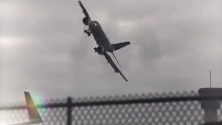 Barrel Roll Dopravné Lietadlo