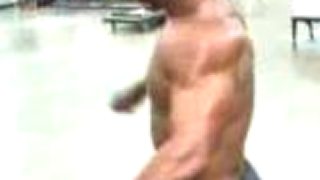 Summer Muscle: Bodybuilder Kevin Perod