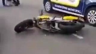 Policajtom padol rovno k nohám