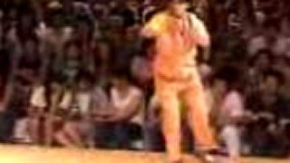 Salah performing bomba