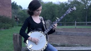 Talentovaná Willow Osborne hrá na banjo od 4 rokov
