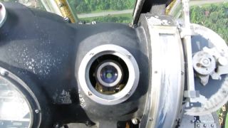 Pohľad cez bombardovacie mieridlá Norden Mk.XV (B-17)