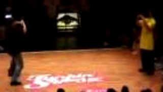 Popping Finals J Smooth vs. Salah Funkin' Stylez 2006 Great batt