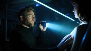 Půjčovna masa - obsah Sci-Fi seriálu.