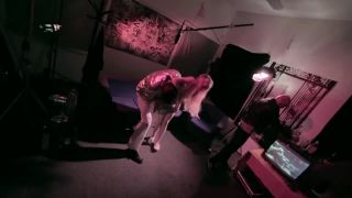 Vyhoukaná SOWA - Gauč punk