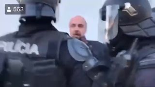Policajne gestapo v uliciach 17.11.2020
