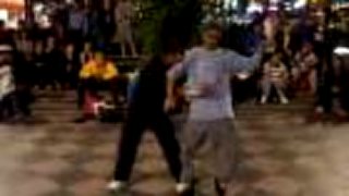 Double body popping BREAKDANCE 