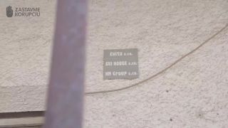 Lacné byty syna Kičuru a čudný príbeh skladov v Dubnic