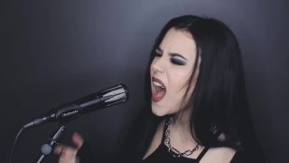 Violet Orlandi - Paramore