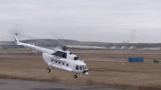 Keď sadne do vrtuľníku Mil Mi-8 skúsený pilot