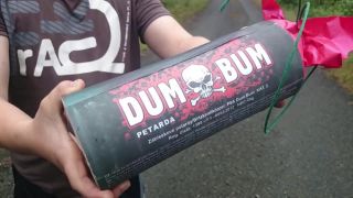 Dum Bum 800g (extrémne silná petarda)