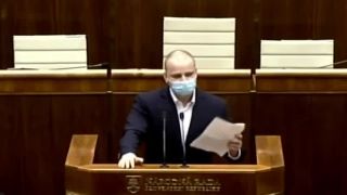 Vláda likviduje slobodu a zavádza totalitu!
