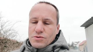 Rúška zabíjajú