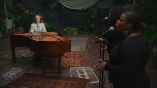 Freya Ridings - Holy Water (Live At The Barbican)