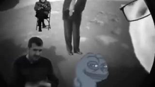 Na Marse pristála sonda a poslala prvé video
