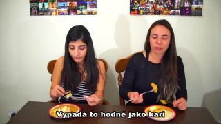 AUSTRALANI OCHUTNÁVAJÍ ČESKOU SVÍČKOVOU - SKUTEČNÉ REAKCE!