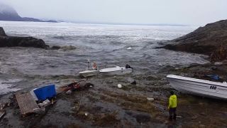 Vedeli, že sa blíži cunami, chceli zachrániť lode (Grónsko)