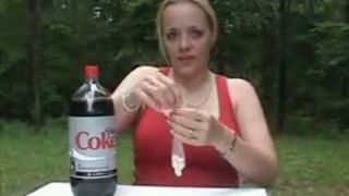 Diétna Cola + Mentos + Kondom