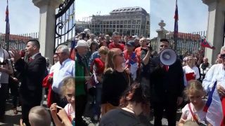 Písal sa 1. máj: Róbert Švec reční pred Prezidentským palácom