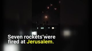 Hamas páli rakety na Izrael zámerne z civilných oblasti (Gaza)