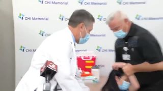 Zdravotná sestra skolabovala po očkovaní proti covidu