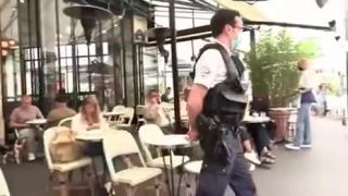 Kontrola COVID pasu vo Francúzskych kaviarňach