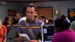 Teória veľkého tresku - Sheldon si robí vodičák.