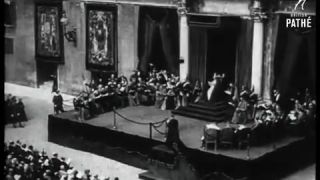 Vyvolení biskupa 18.díl - Papež Pius XI se studenty - misionáři