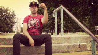 Redneck ft. Vandal - Radšej sám (jednoduchý videoklip)