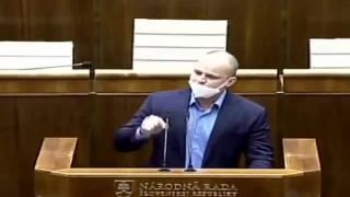 Neuveriteľný prejav Milana Mazureka