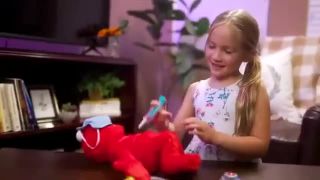 Fiktívna reklama na covid hračku